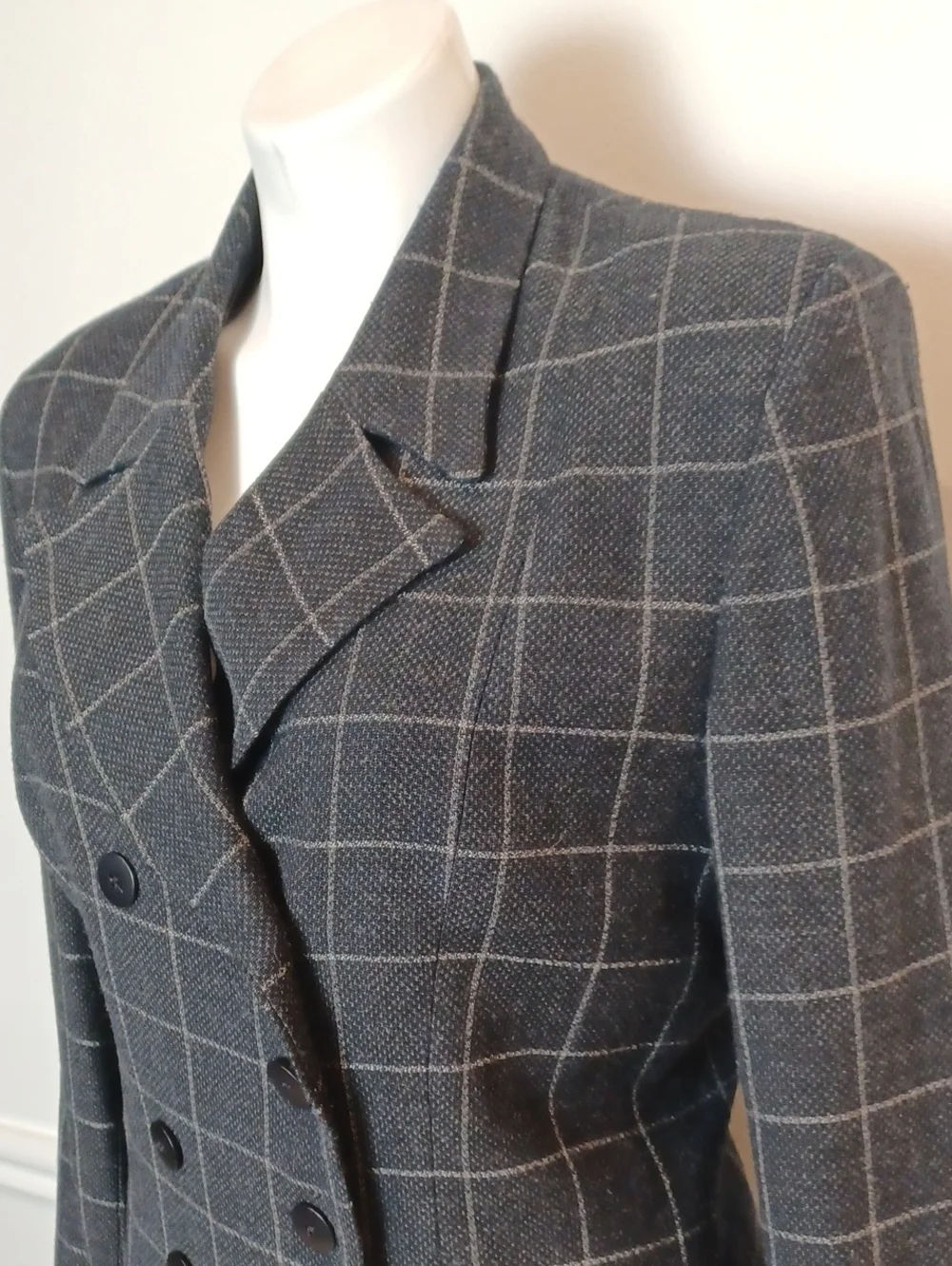 Size 10 CASUAL CORNER double breasted plaid skirt suit. Business Office Vintage